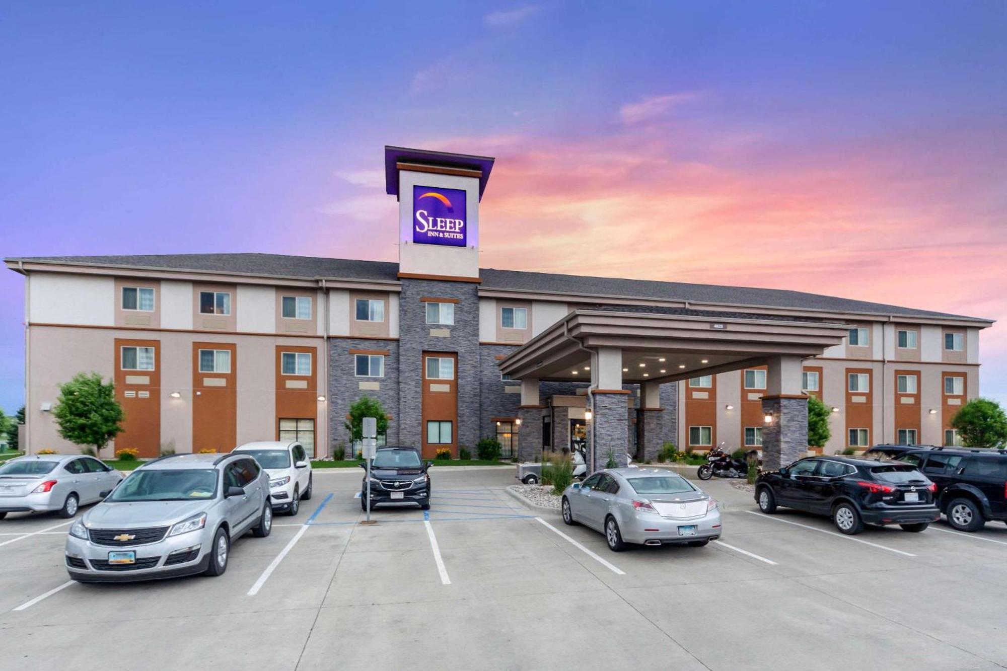 Sleep Inn & Suites Fargo Medical Center Exteriör bild